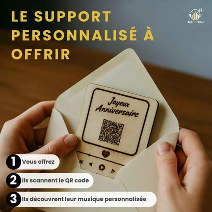 Carte bois gravée avec QR code pour écouter chanson personnalisée - cadeau physique